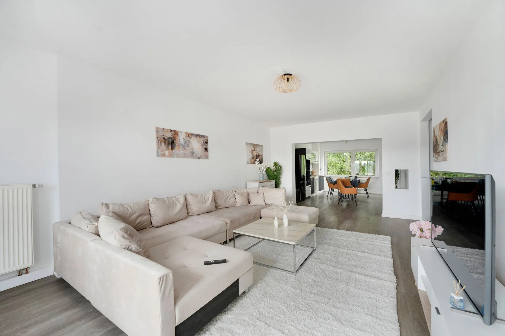 Apartment mit 2 Schlafzimmern – Leverkusen Kölner Straße