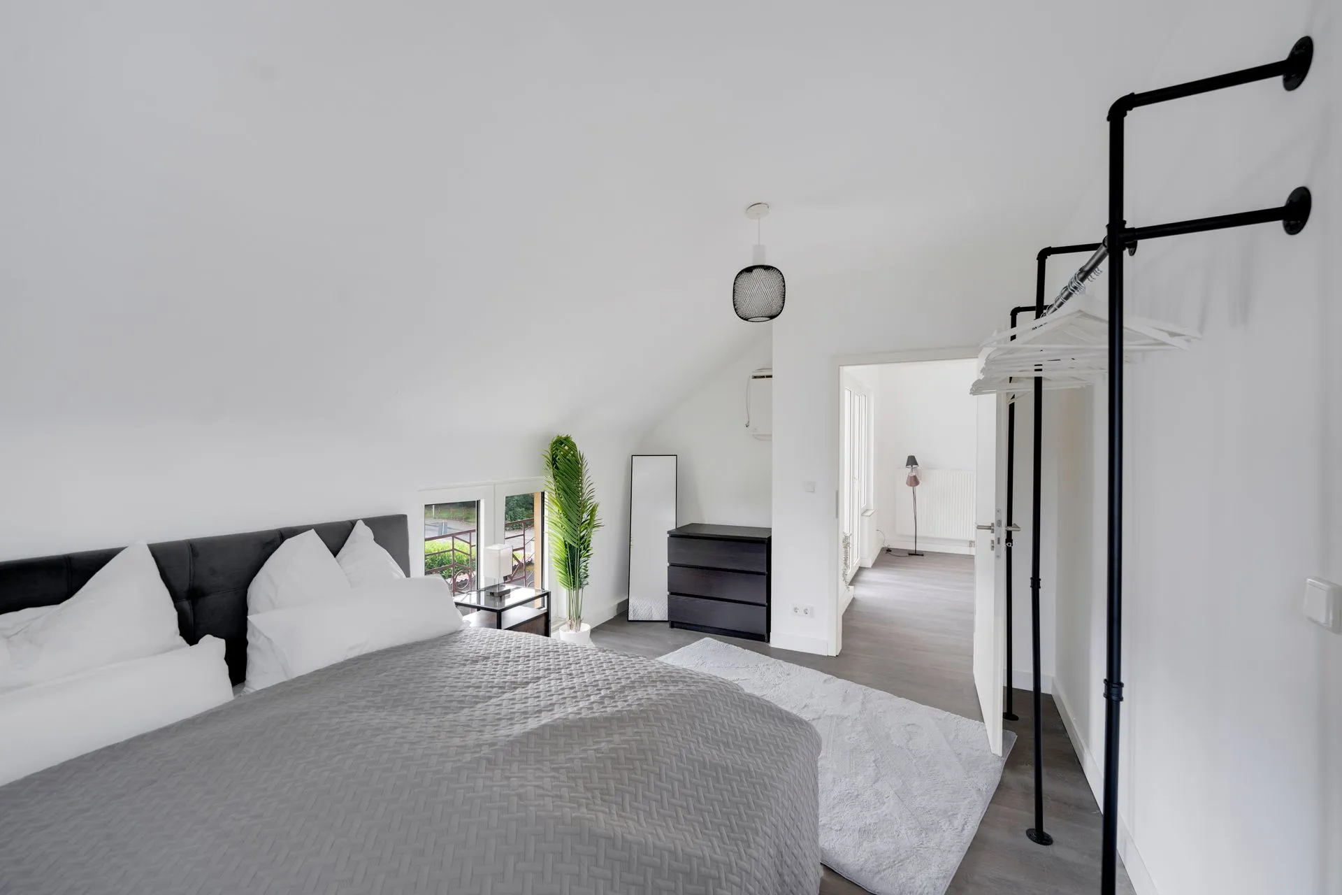 Apartment mit 2 Schlafzimmern – Leverkusen Kölner Straße Bild 5